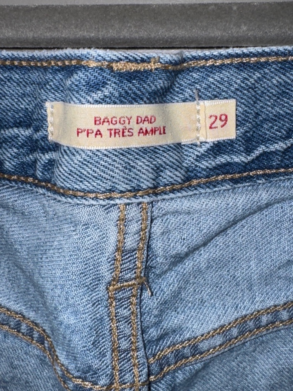 Levi's 29x30 - Baggy Dad Jean in In the Middle - Picture 2 of 5